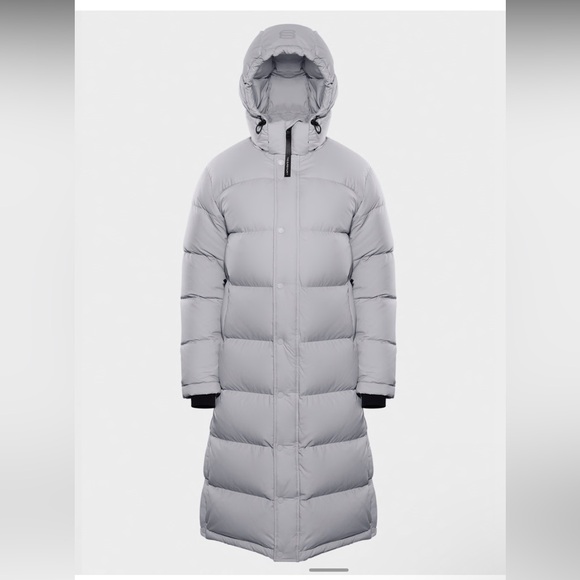Aritzia Jackets & Blazers - Aritzia Gray Puffer Jacket